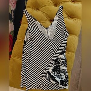 V Neck Tank Tops